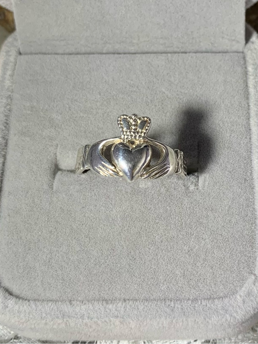 Sterling Claddagh Heart Ring in Silver — Classic Irish Design